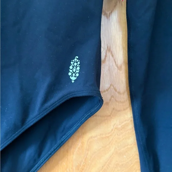 Free People Black Long Sleeve Bodysuit M - Picture 2 of 8